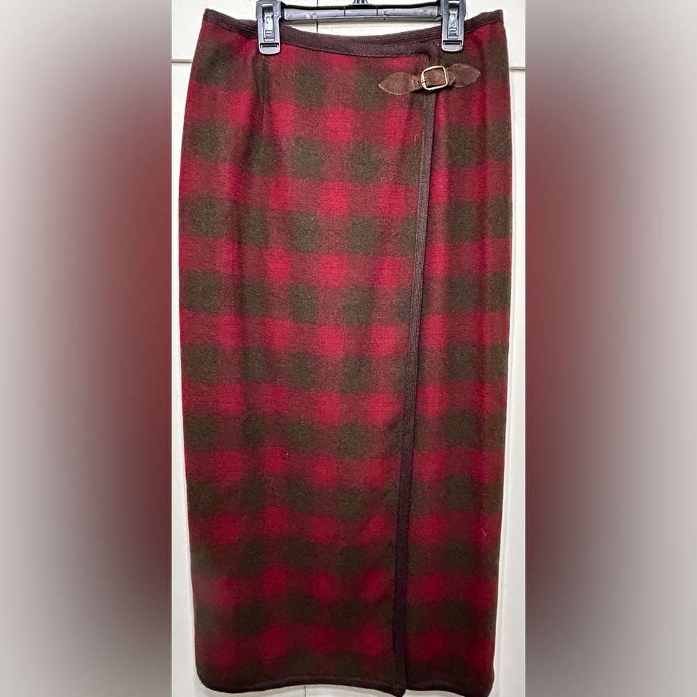 *Vintage* NWT Banana Republic 100% Wool Red & Black Plaid Midi Skirt - Size 10